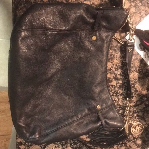 2 Michael Kors purses and 1 Michael Kors wallet - Picture 4 of 6